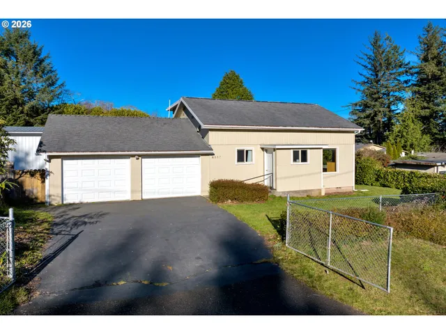 $395,000 | 4817 Laguna Avenue, Westlake, OR 97493