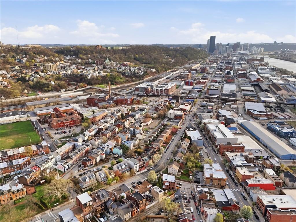 3468 Ligonier Street Pittsburgh, PA 15201 - Photo 32 of 33 an aerial view of city
