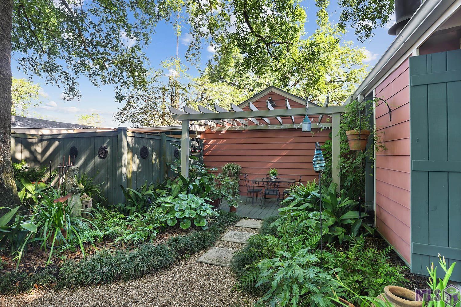 1402 Kenmore Avenue Baton Rouge, LA 70808 - Photo 7 of 26