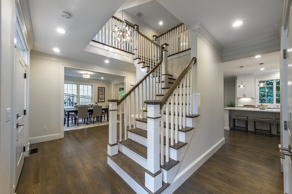 24 Botsford Road Newton, MA 02467 - Photo 2 of 27