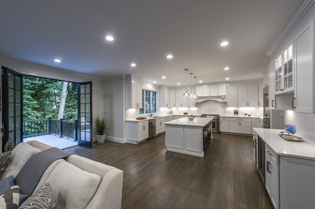 24 Botsford Road Newton, MA 02467 - Photo 3 of 27