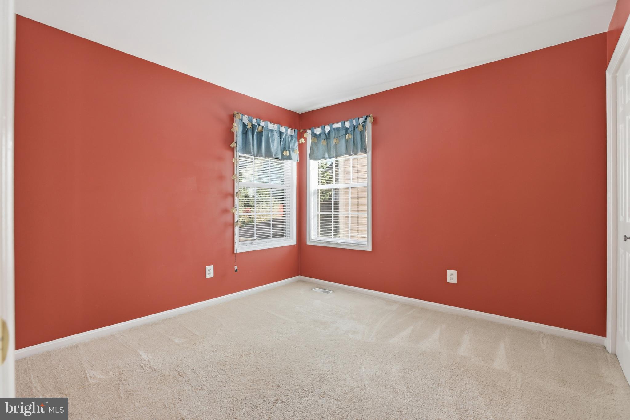 8341 Marketree Circle Montgomery Village, MD 20886 - Photo 30 of 43 an empty room with windows