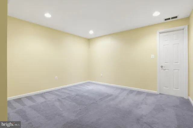 a view of empty room