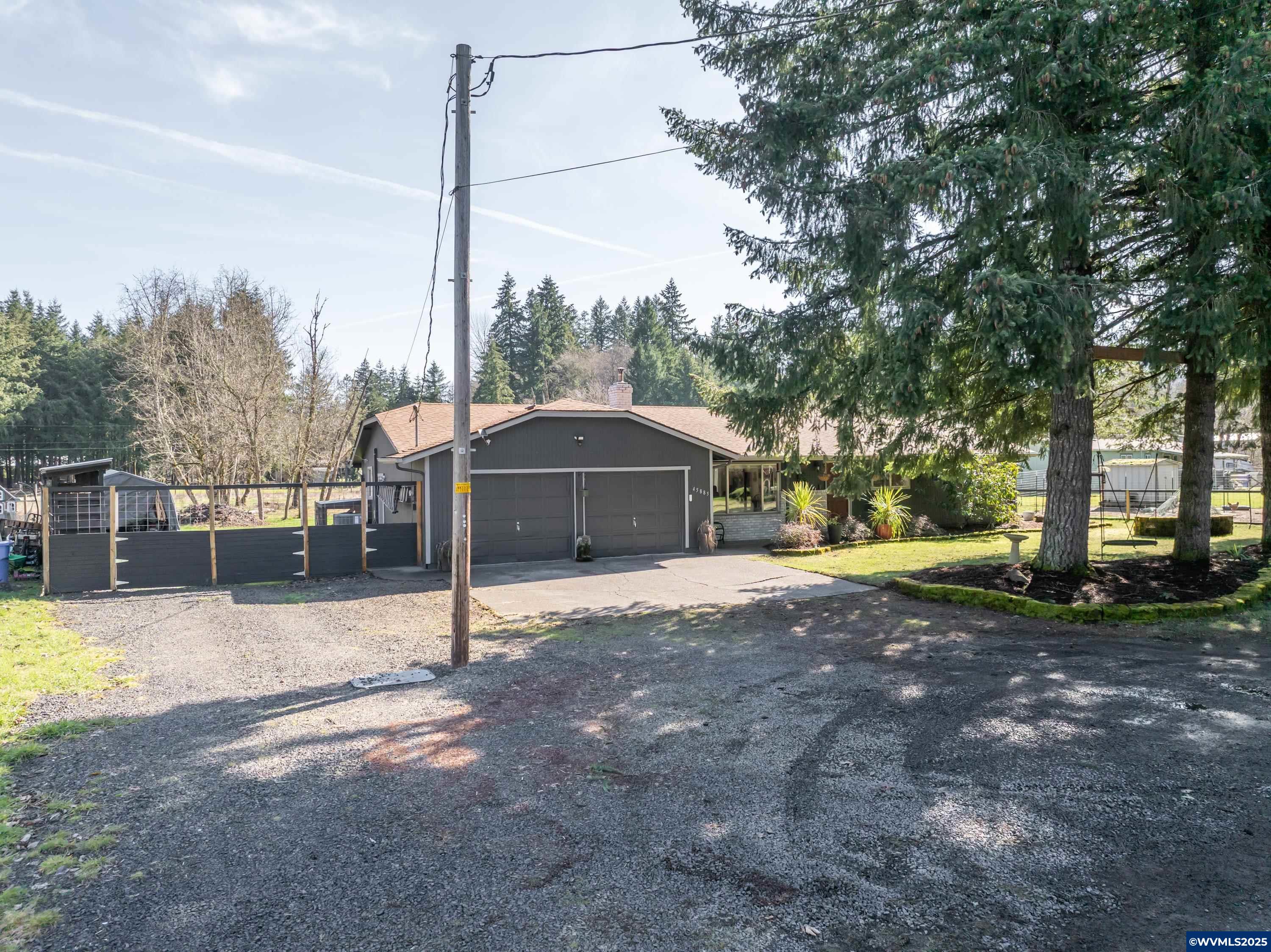 45885 River Loop Lyons, OR 97358 - Photo 3 of 48 Gallery Image 3