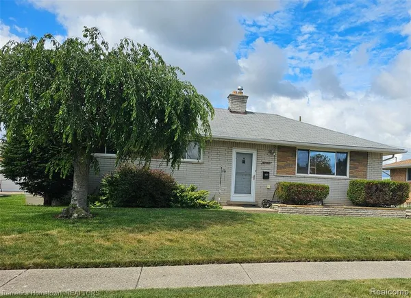 $239,900 | 34032 Blackfoot Street, Westland, MI 48185