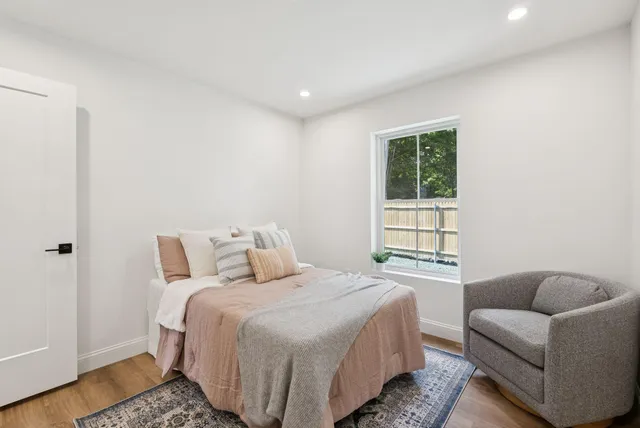 $475,000 | 30 Village Green Circle, Oakland, ME 04963