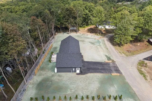 $475,000 | 30 Village Green Circle, Oakland, ME 04963