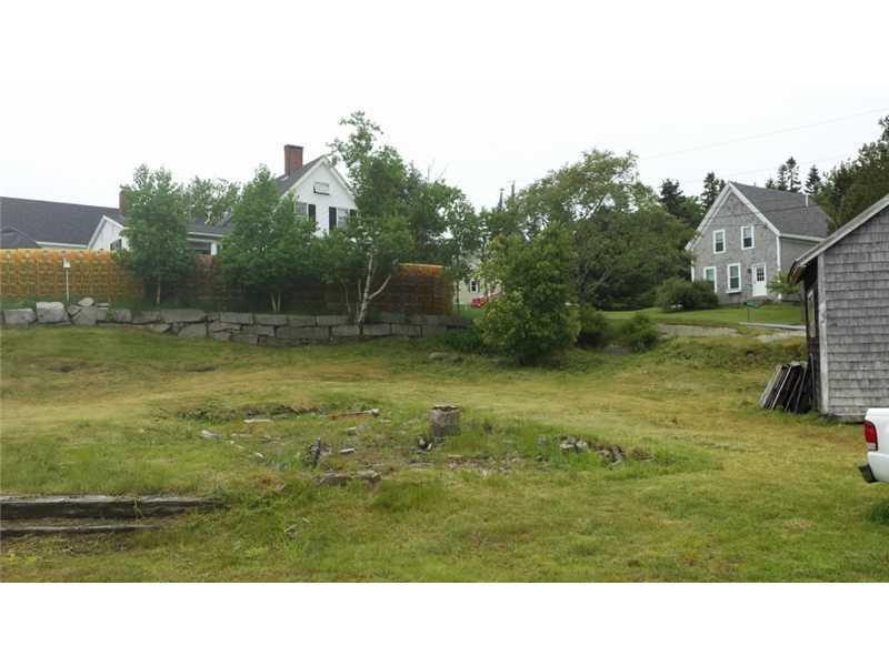 16 Green Head Road Stonington, ME 04681 - Photo 1 of 4 Exterior Front.