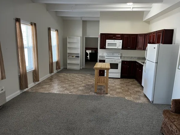 $1,900 | 68 Spring Street, Unit 200, Mansfield, MA 02048