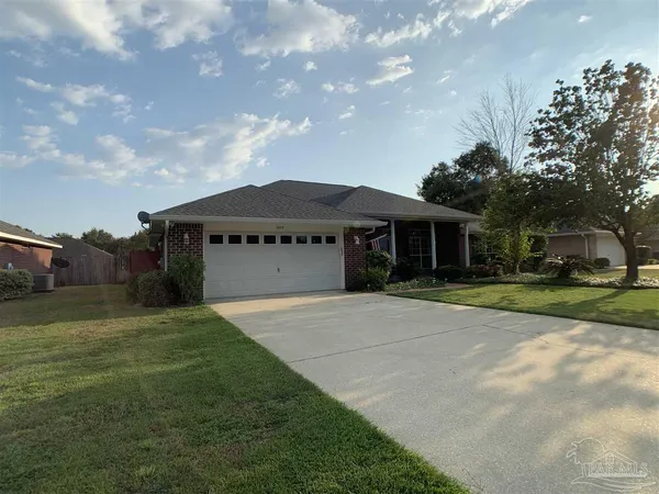 $2,500 | 3977 High Bridge Drive, Pace, FL 32571
