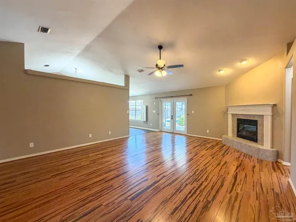 $2,500 | 3977 High Bridge Drive, Pace, FL 32571