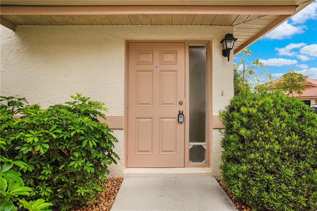 191 Bennington Drive, Unit 124 Naples, FL 34104 - Photo 25 of 26 a view of a small entryway