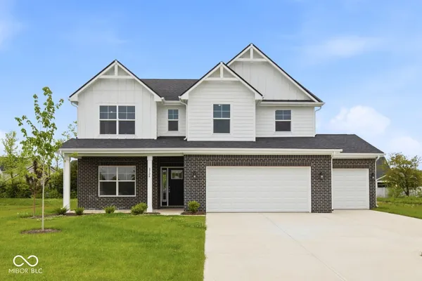 $487,900 | 4724 White Willow Way, New Palestine, IN 46163