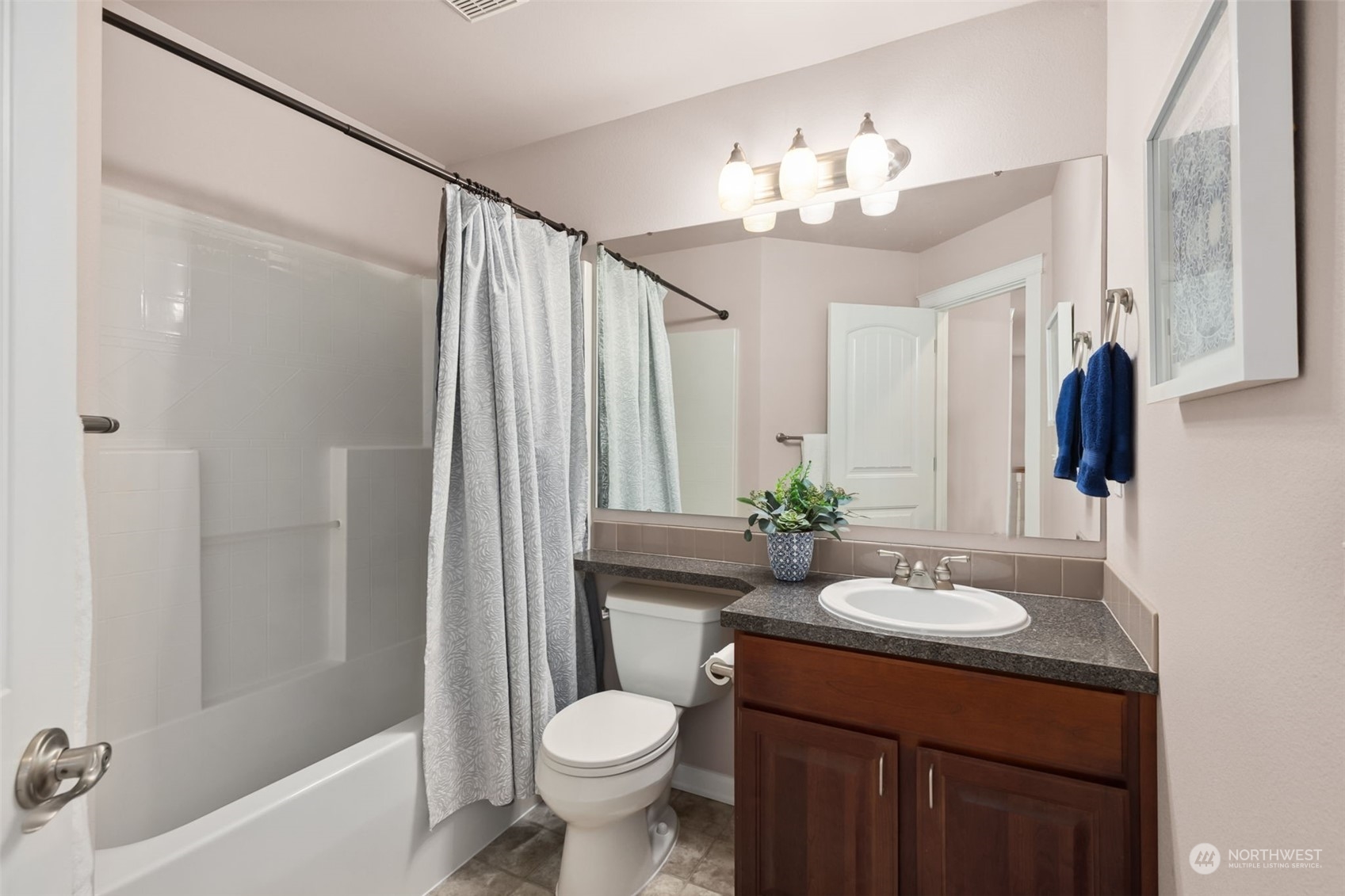 8201 Eagle Ridge Lane Southeast Olympia, WA 98513 - Photo 28 of 40 Gallery Image 28
