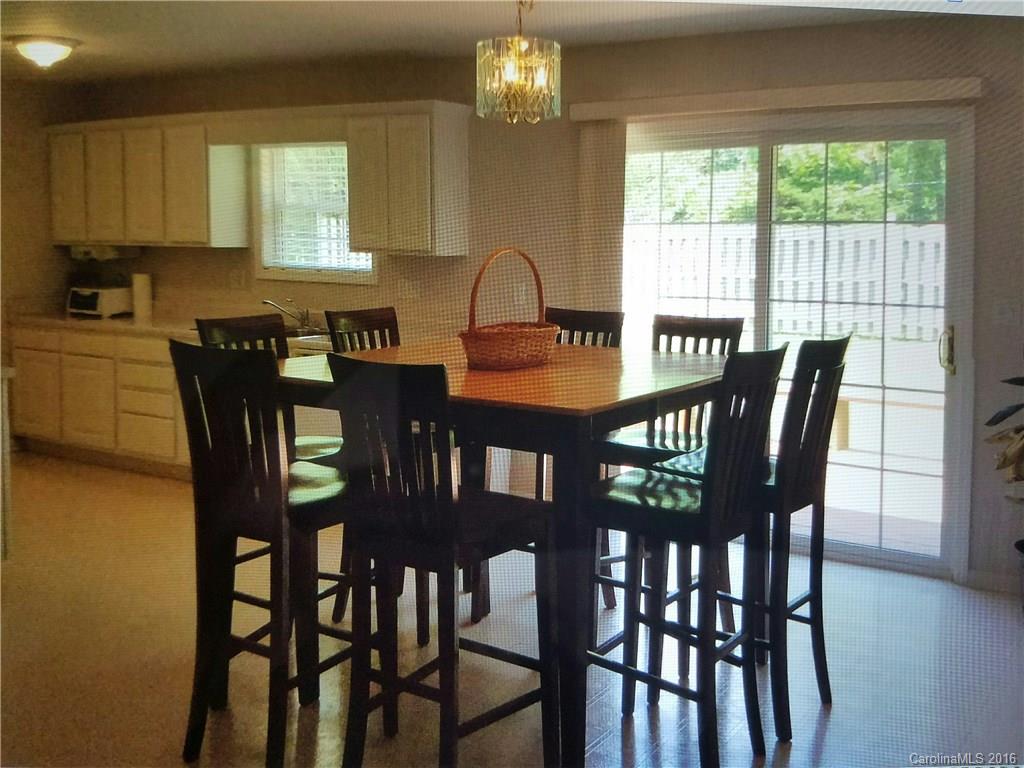 1505 Dana Road Hendersonville, NC 28792 - Photo 3 of 7 Gallery Image 3