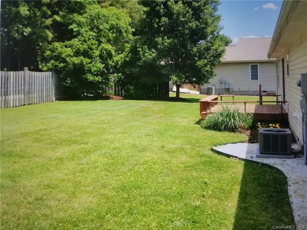 1505 Dana Road Hendersonville, NC 28792 - Photo 7 of 7 Gallery Image 7
