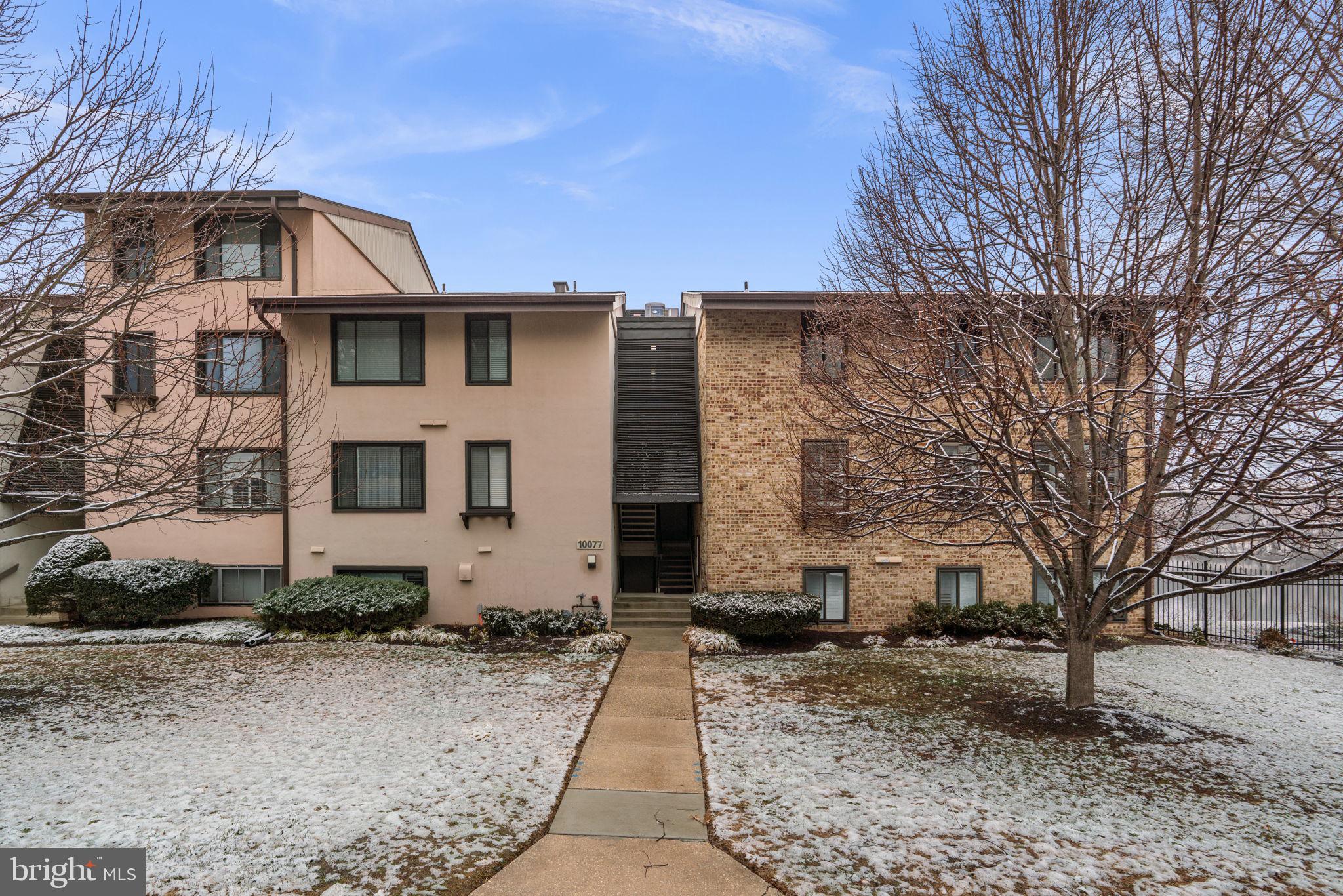 10077 Windstream Drive, Unit 4 Columbia, MD 21044 - Photo 2 of 59 Amazing lakefront condo