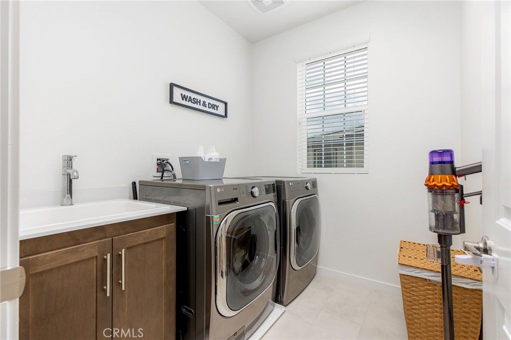32561 Brunello Way Temecula, CA 92591 - Photo 26 of 56