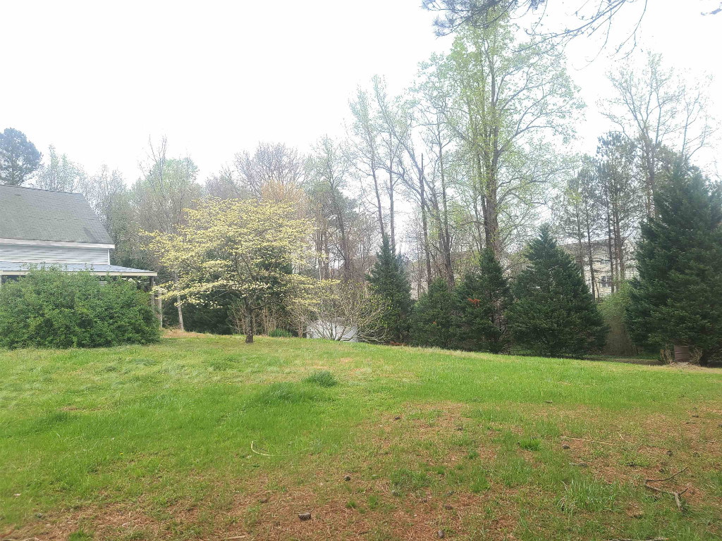 1432 Jenks Carpenter Road Cary, NC 27519 - Photo 8 of 33 Gallery Image 8