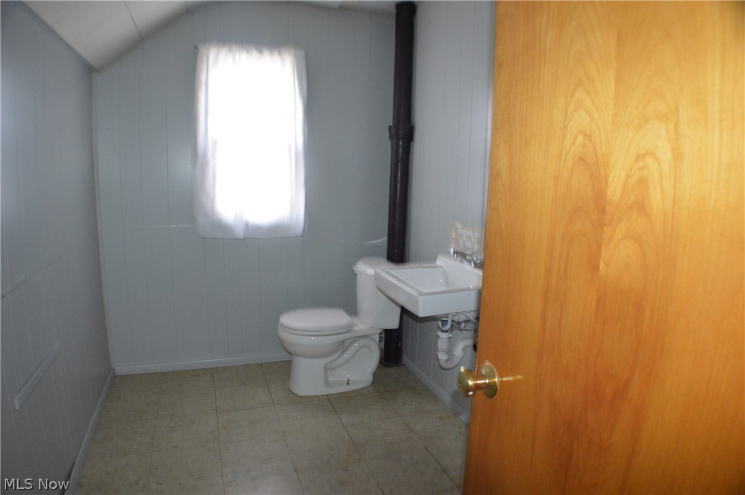 1332 Inman Street Akron, OH 44306 - Photo 15 of 30