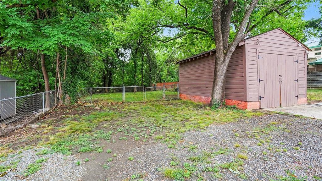 306 West Ray Avenue High Point, NC 27262 - Photo 28 of 29