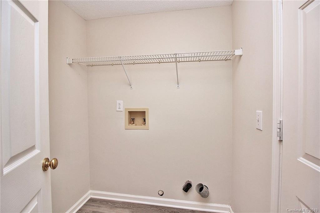 7031 Reedy Creek Road Charlotte, NC 28215 - Photo 19 of 35