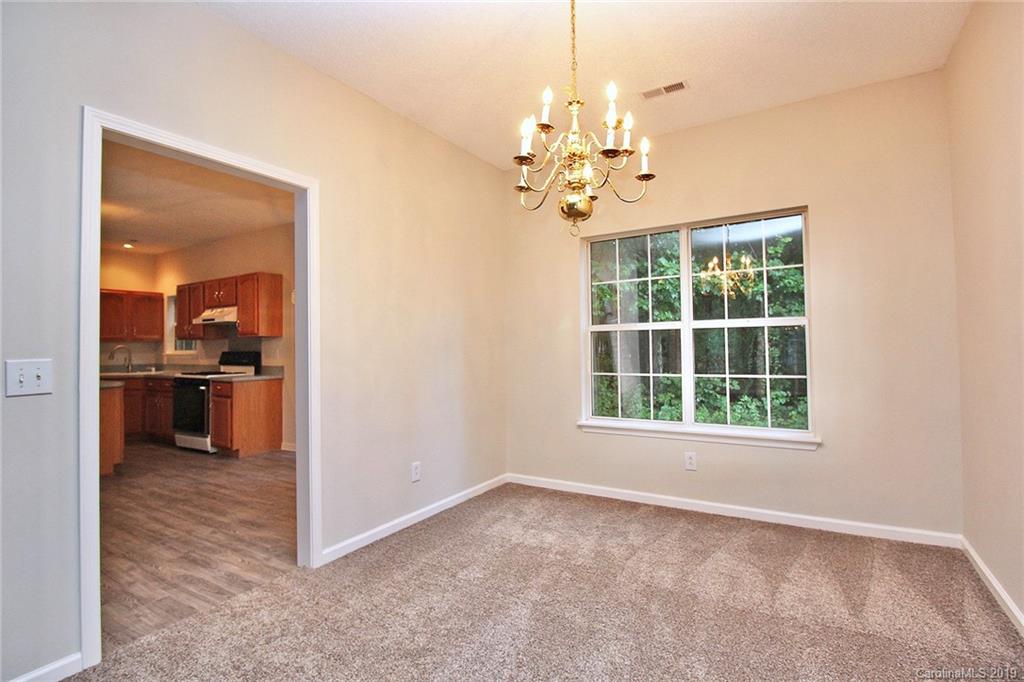 7031 Reedy Creek Road Charlotte, NC 28215 - Photo 8 of 35