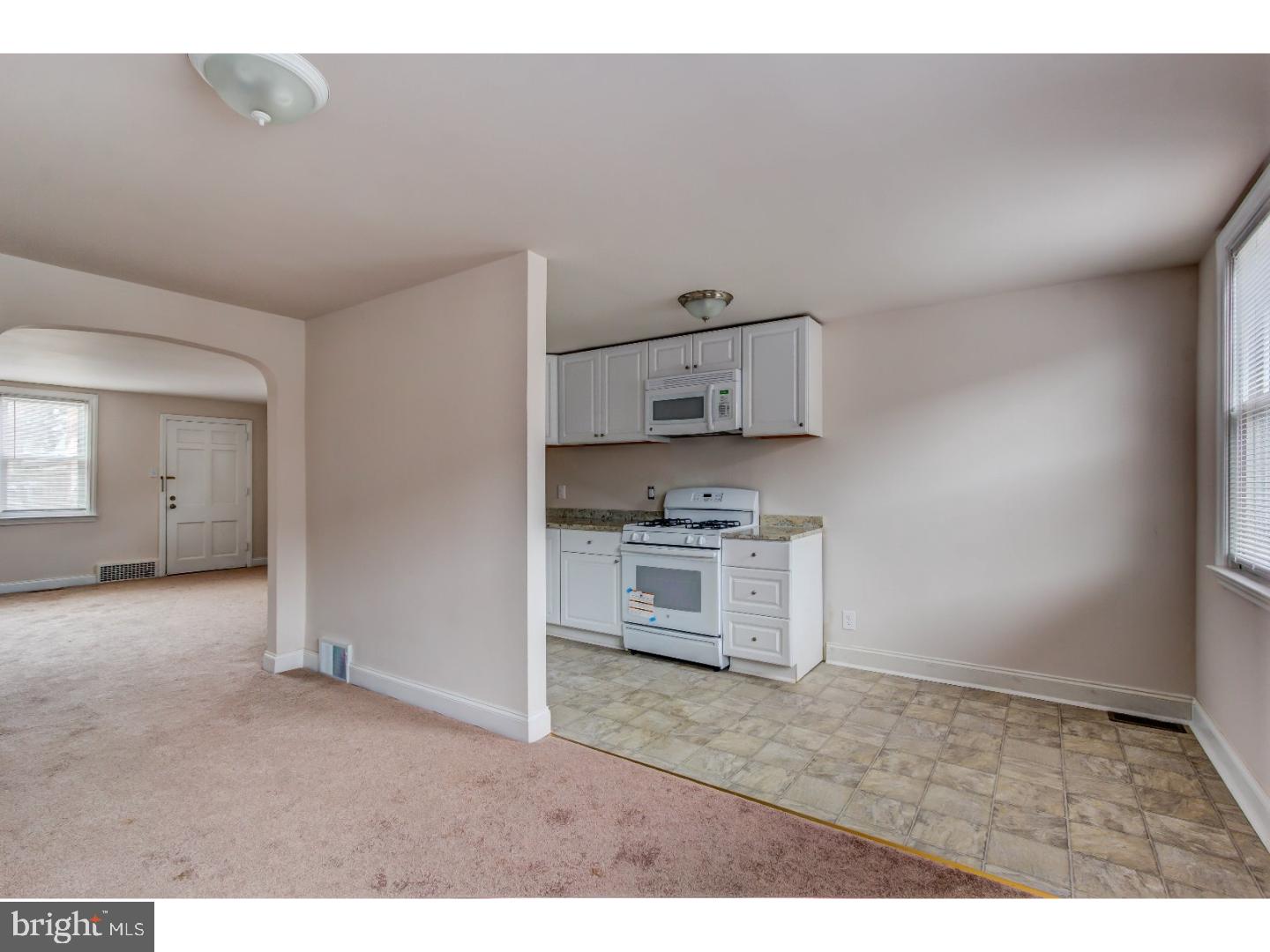 36 Concord Road Darby, PA 19023 - Photo 8 of 17