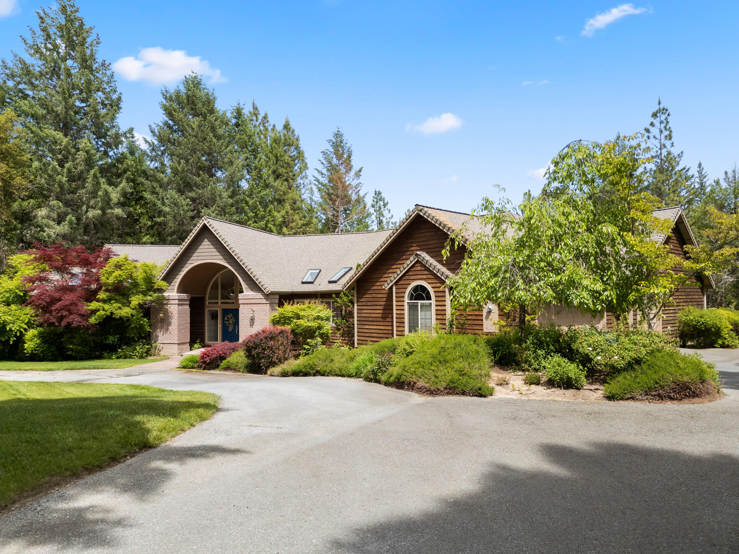 1219 North Pinnon Road Grants Pass, OR 97526 - Photo 39 of 48 37