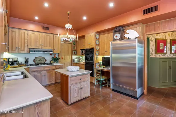 $895,000 | 3 Bingaman Lane, Natchez, MS 39120