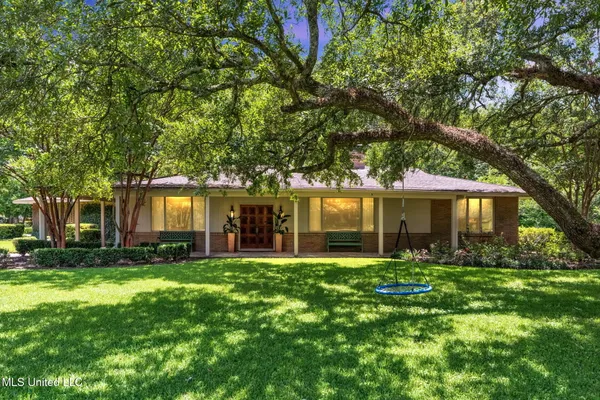 $895,000 | 3 Bingaman Lane, Natchez, MS 39120