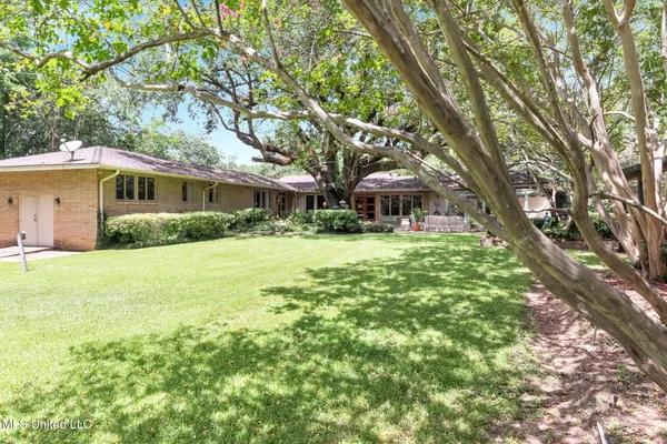 $895,000 | 3 Bingaman Lane, Natchez, MS 39120