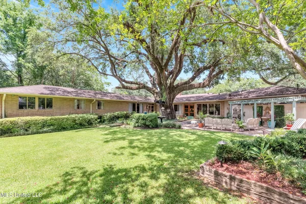 $895,000 | 3 Bingaman Lane, Natchez, MS 39120