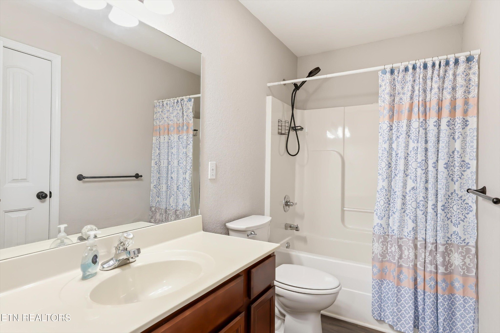 7644 Applecross Road Corryton, TN 37721 - Photo 16 of 25 Gallery Image 16
