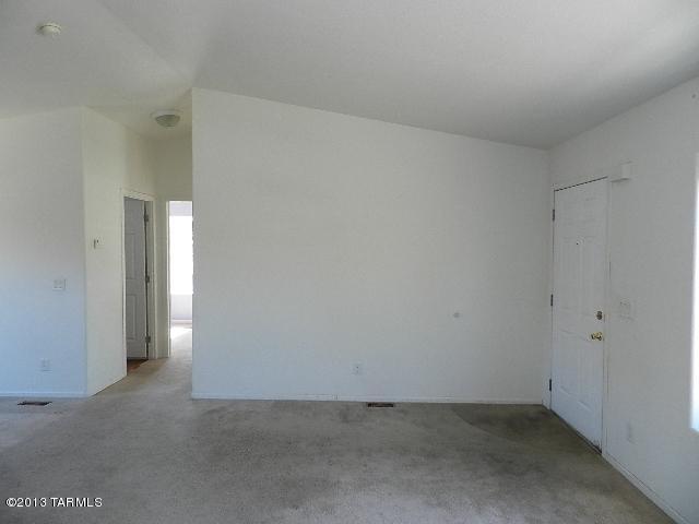 635 West Simmons Road Tucson, AZ 85705 - Photo 4 of 22