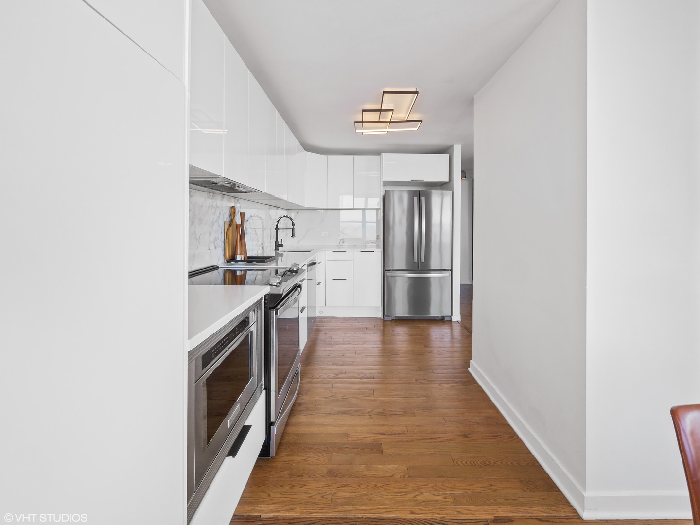 655 West Irving Park Road, Unit 4910 Chicago, IL 60613 - Photo 7 of 25
