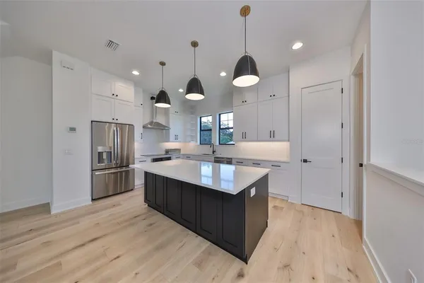 $5,895 | 4324 West Gray Street, Unit 2, Tampa, FL 33609
