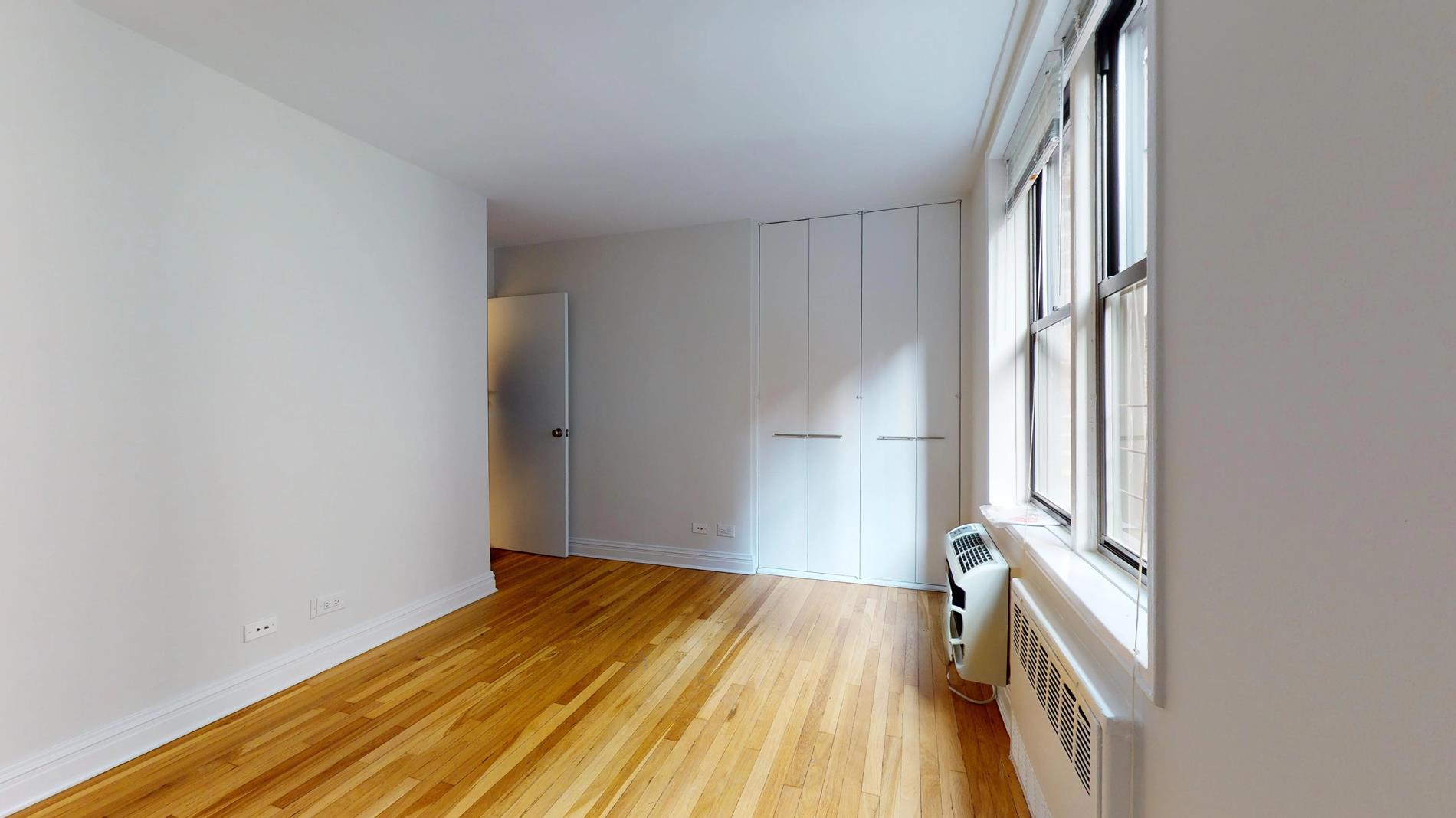 305 West 13th Street, Unit 6B Manhattan, NY 10014 - Photo 11 of 16