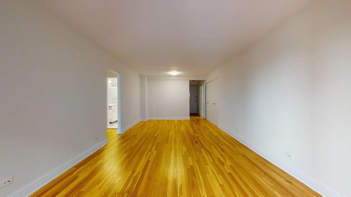 305 West 13th Street, Unit 6B Manhattan, NY 10014 - Photo 6 of 16