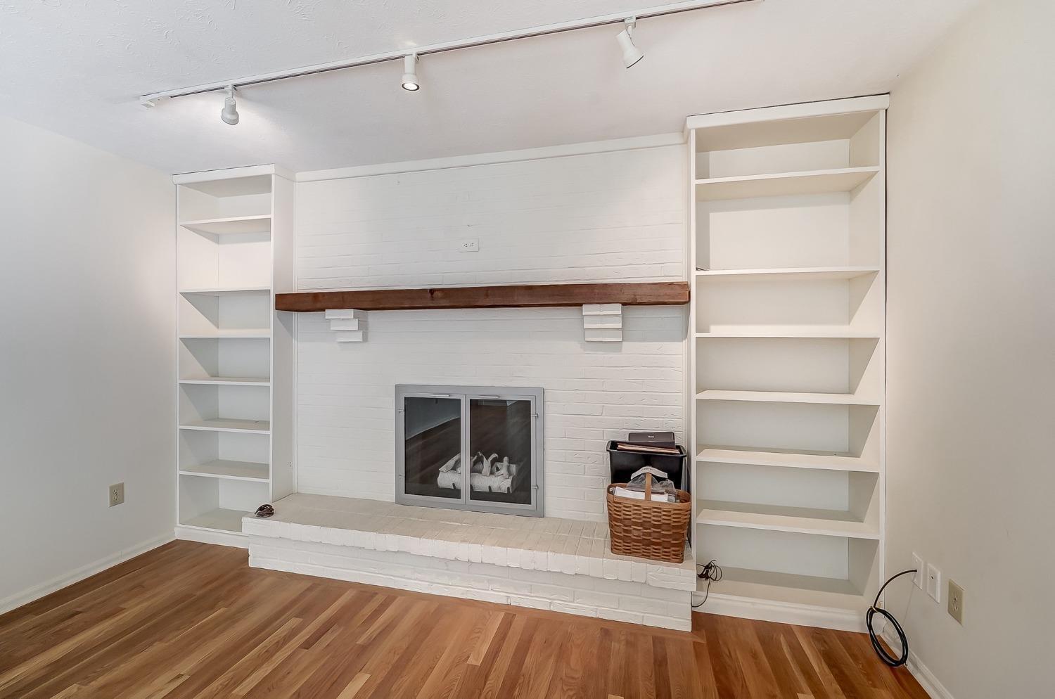 10178 Atchison Road Dayton, OH 45458 - Photo 7 of 32 Gallery Image 7