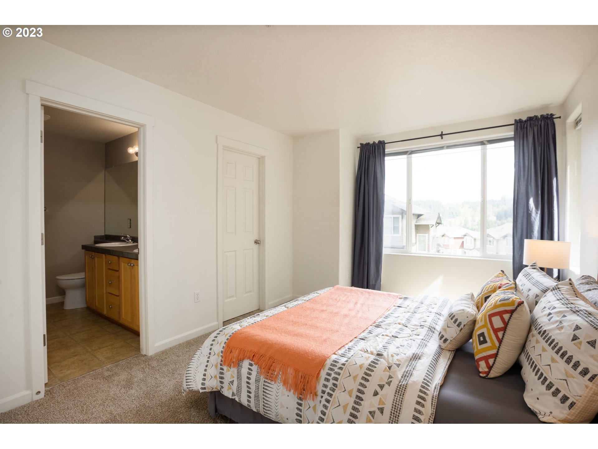 15430 Southwest Sparrow Loop, Unit 101 Beaverton, OR 97007 - Photo 14 of 26 Gallery Image 14