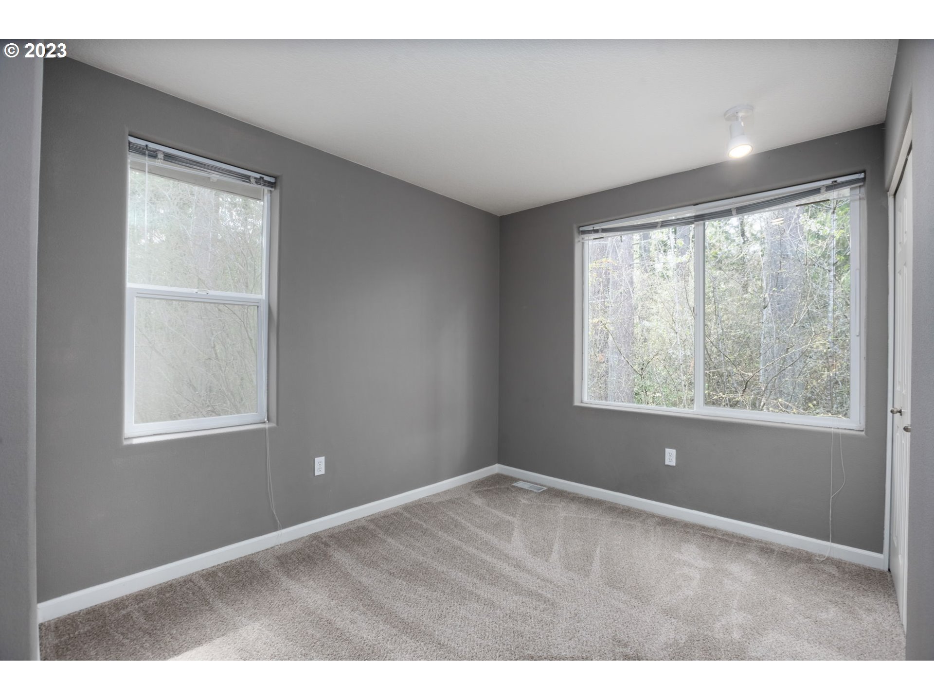 15430 Southwest Sparrow Loop, Unit 101 Beaverton, OR 97007 - Photo 17 of 26 Gallery Image 17