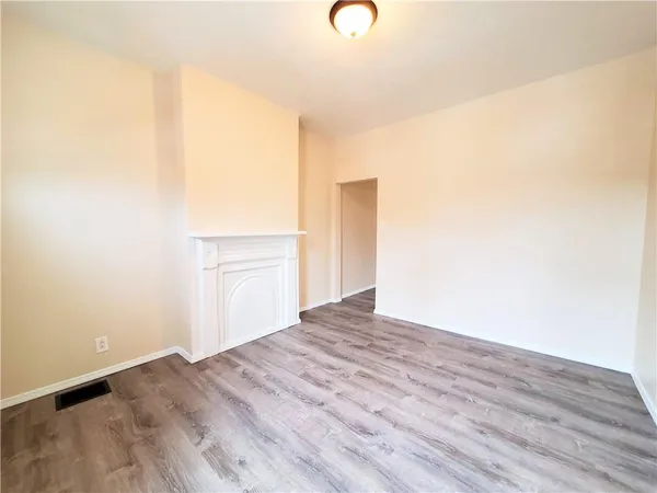 $895 | 114 Earl Street, Pittsburgh, PA 15204