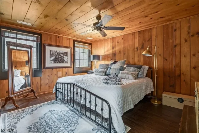 $1,795,000 | 53 Oakwood Trail, Sparta, NJ 07871