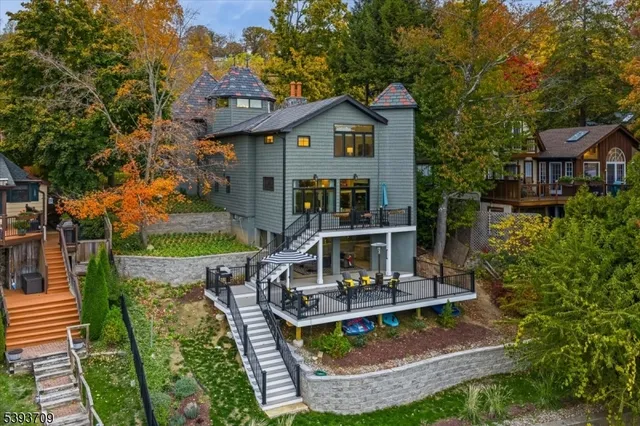 $1,795,000 | 53 Oakwood Trail, Sparta, NJ 07871