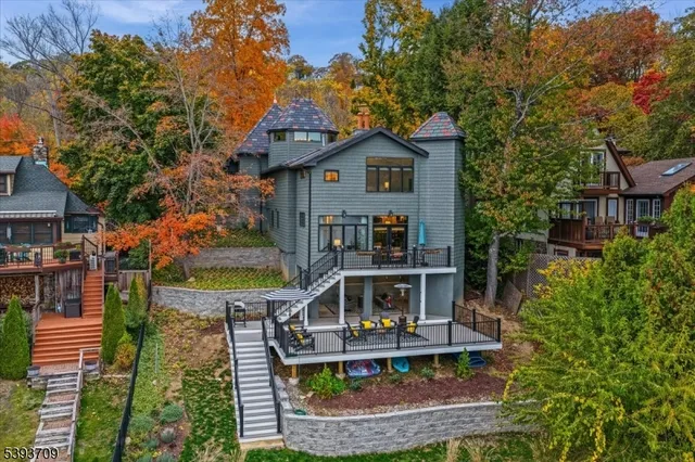 $1,795,000 | 53 Oakwood Trail, Sparta, NJ 07871