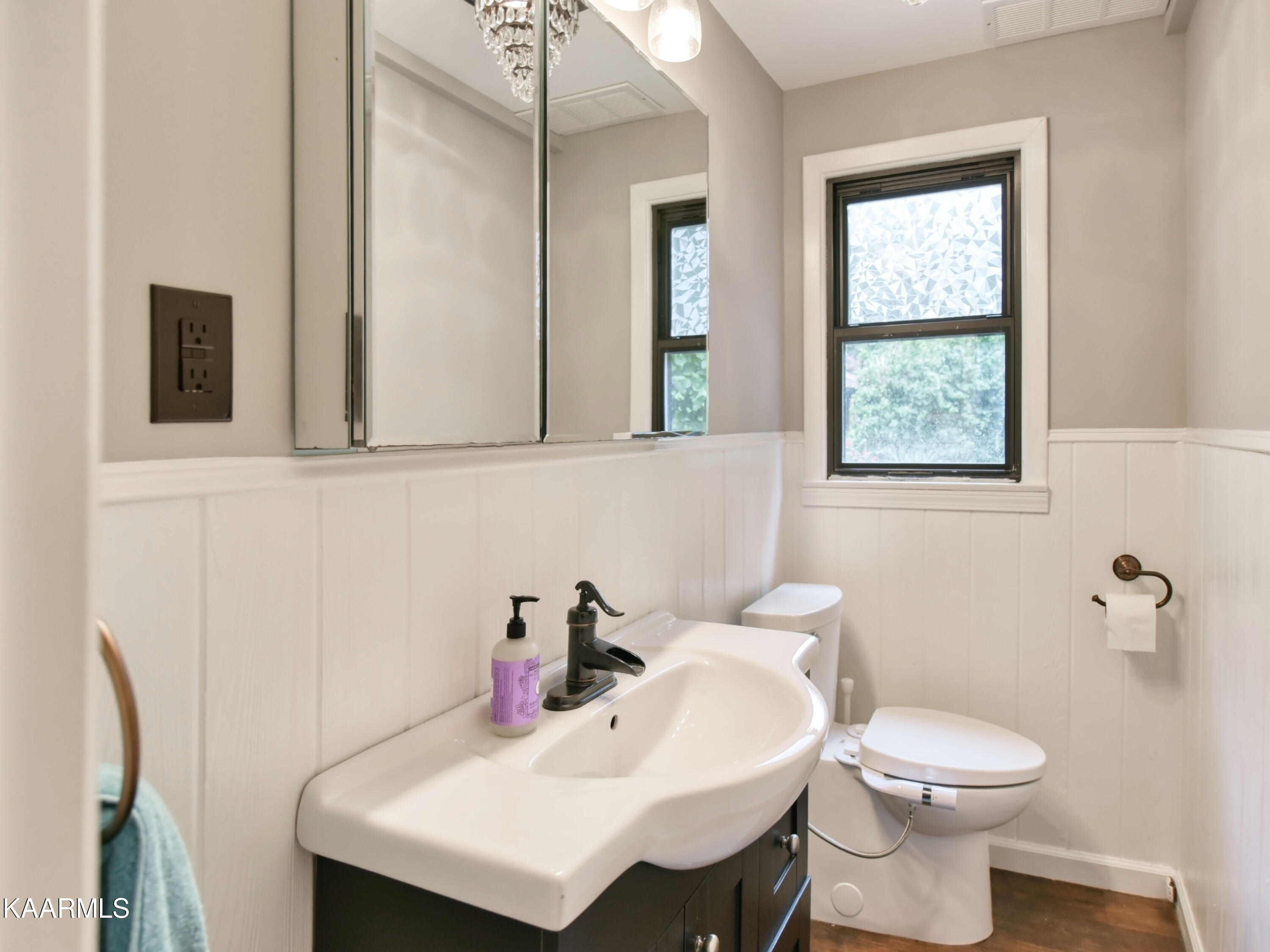 4433 Deerfield Road Knoxville, TN 37921 - Photo 22 of 32 4433 Deerfield 18