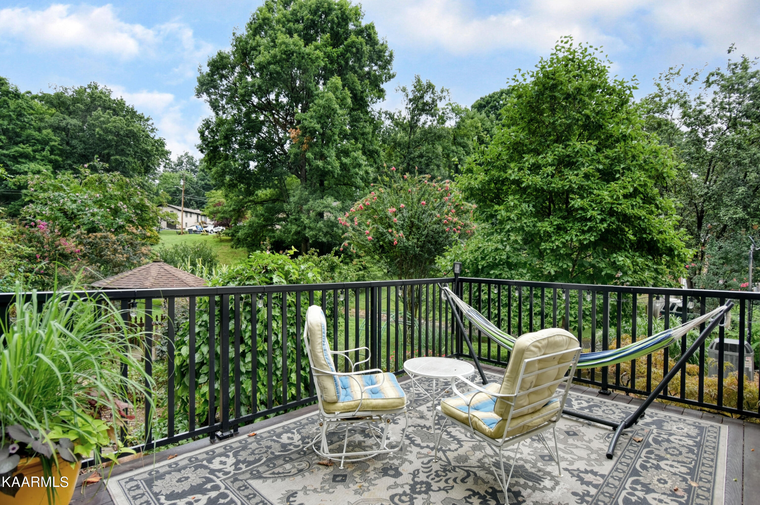 4433 Deerfield Road Knoxville, TN 37921 - Photo 26 of 32 4433 Deerfield 23