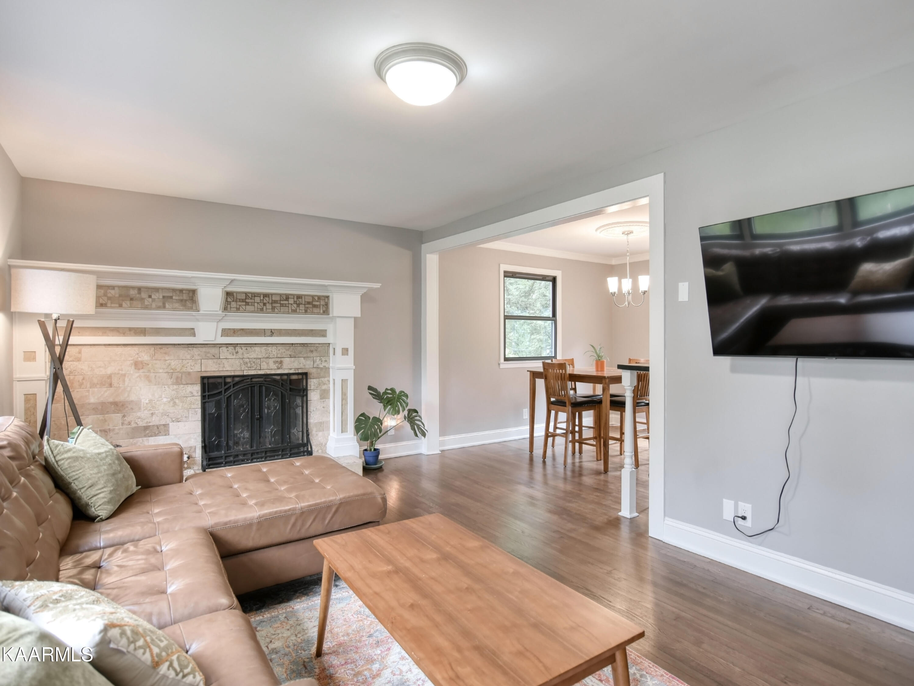 4433 Deerfield Road Knoxville, TN 37921 - Photo 4 of 32 4433 Deerfield 3