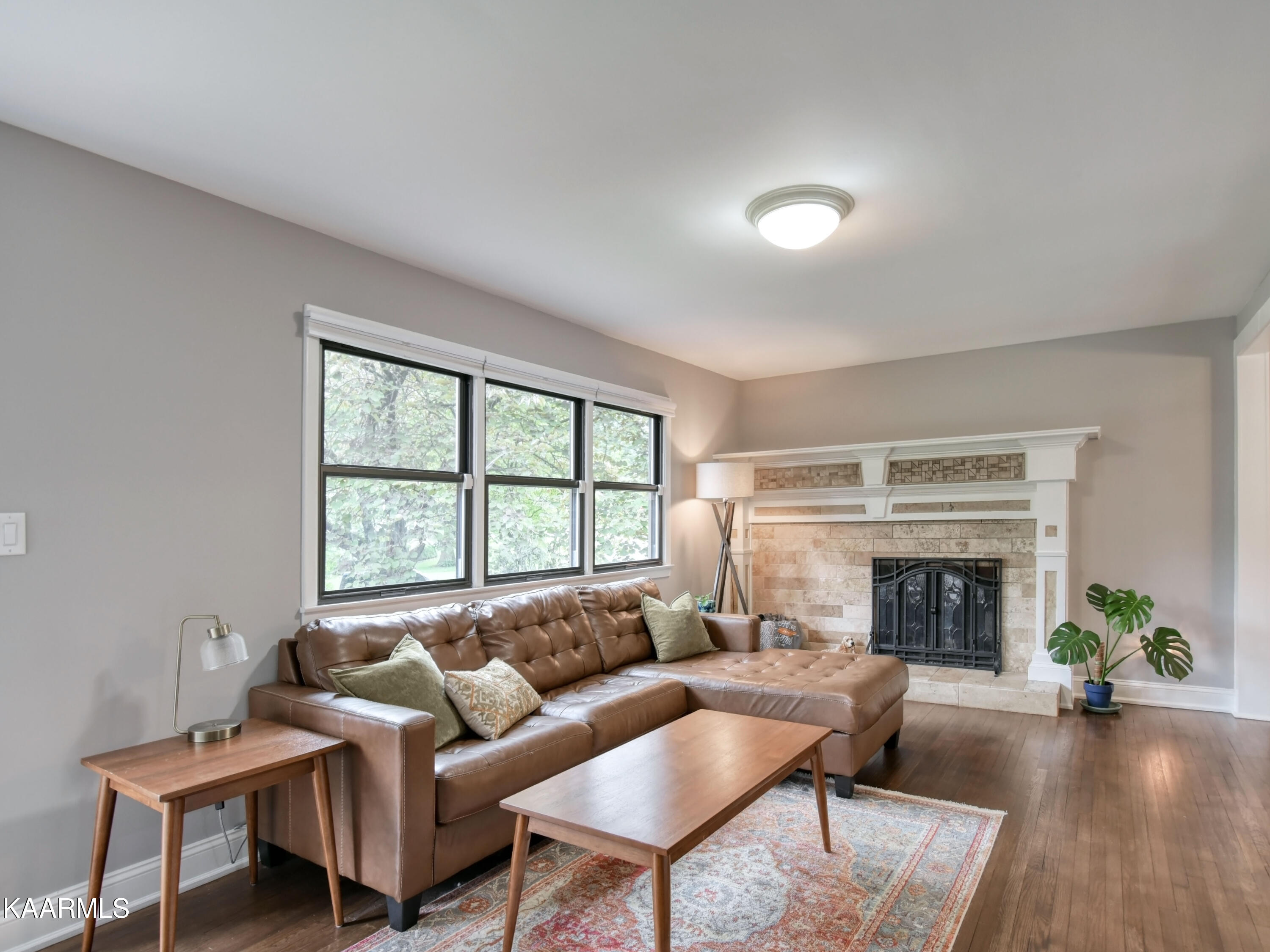 4433 Deerfield Road Knoxville, TN 37921 - Photo 5 of 32 4433 Deerfield 1
